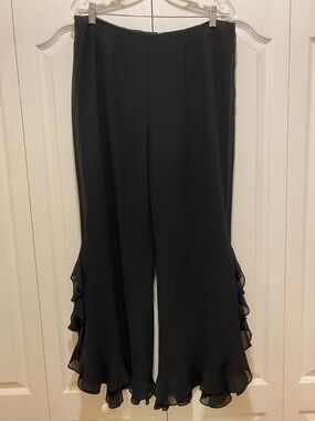 Black Wide-Leg Ruffle Hem Pants